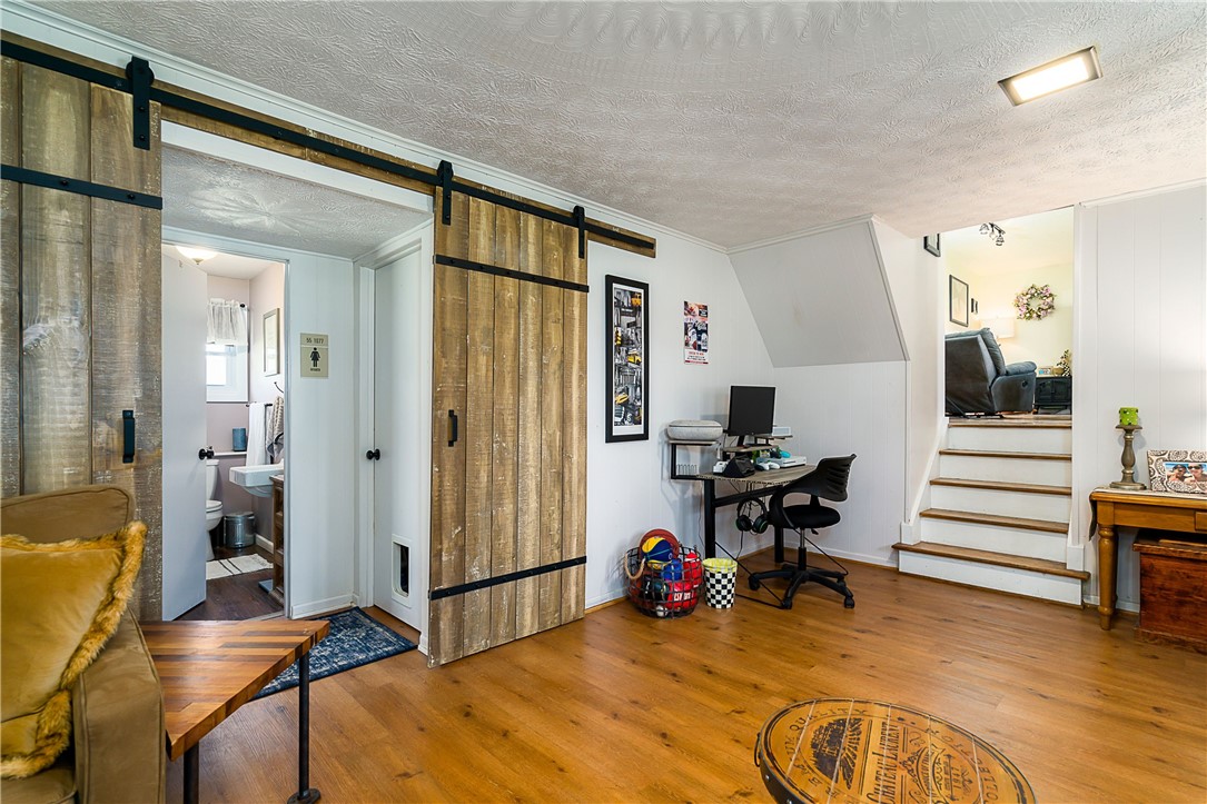 21 Saxony Road Pittsford, NY 14534 - Photo 20 of 42