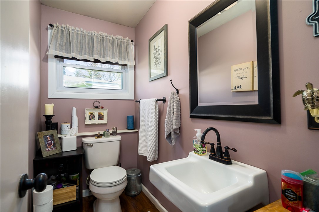 21 Saxony Road Pittsford, NY 14534 - Photo 22 of 42