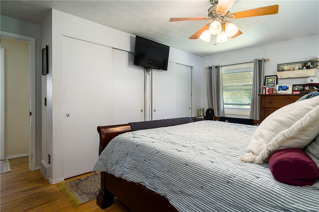 21 Saxony Road Pittsford, NY 14534 - Photo 25 of 42