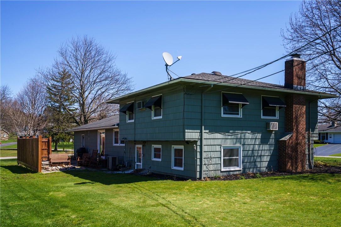 21 Saxony Road Pittsford, NY 14534 - Photo 38 of 42