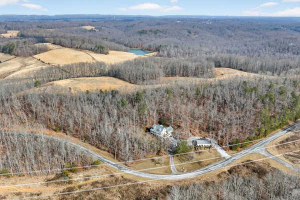 $564,929 | 2144 Street Pl Loop, Monterey, TN 38574