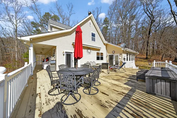 $564,929 | 2144 Street Pl Loop, Monterey, TN 38574