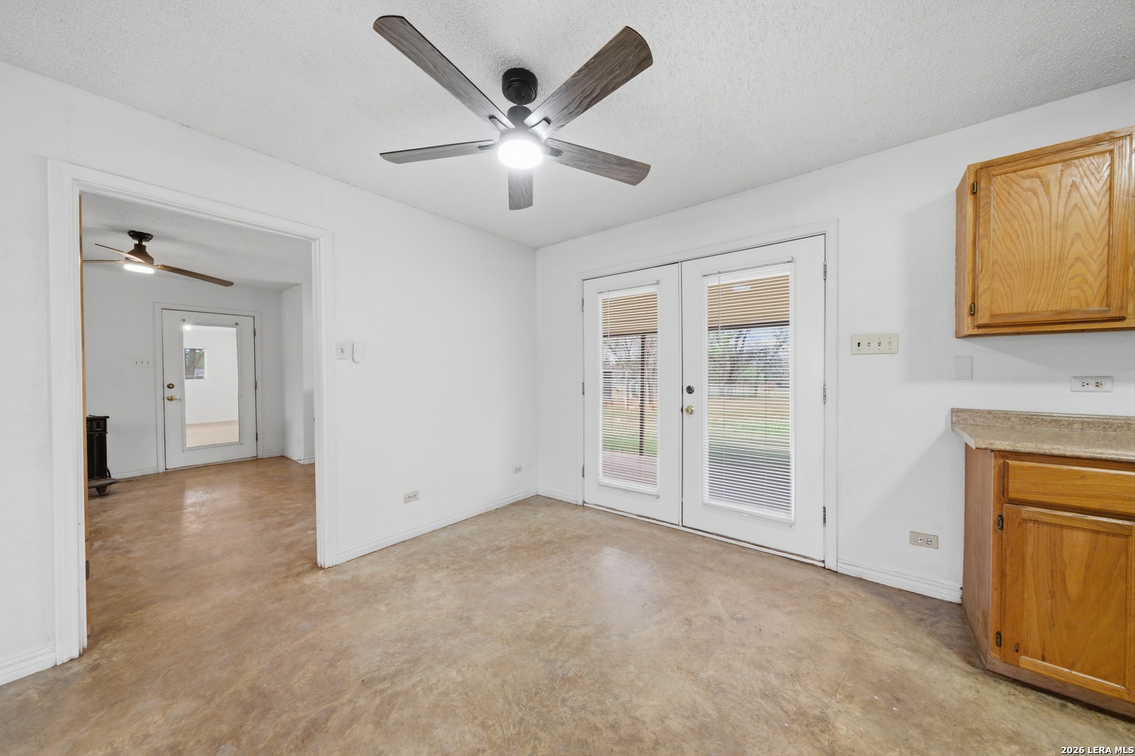 144 Oak Park Road Adkins, TX 78101 - Photo 8 of 25