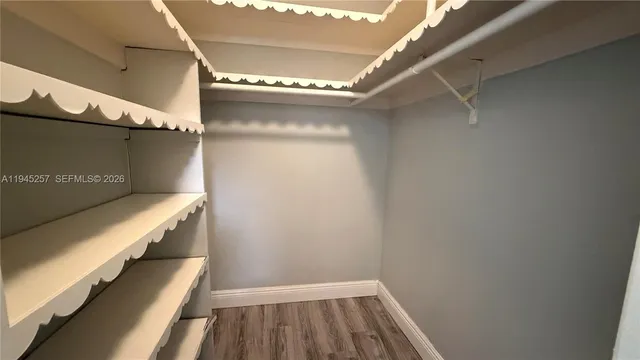 $1,600 | 2115 Northeast 42nd Court, Unit 206N, Lighthouse Point, FL 33064