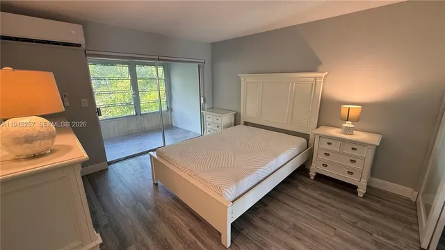 $1,600 | 2115 Northeast 42nd Court, Unit 206N, Lighthouse Point, FL 33064