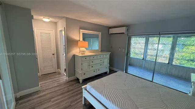 $1,600 | 2115 Northeast 42nd Court, Unit 206N, Lighthouse Point, FL 33064