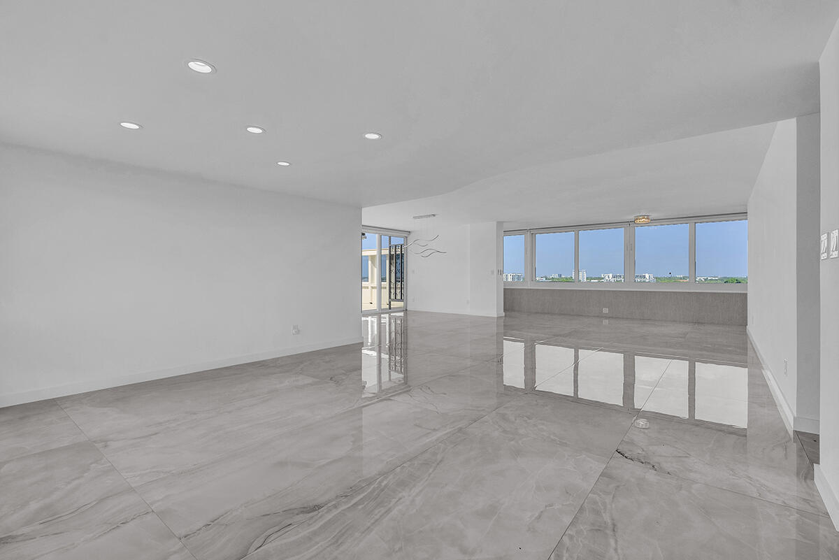 201 North Riverside Drive, Unit 802 Pompano Beach, FL 33062 - Photo 4 of 51 DSC08861