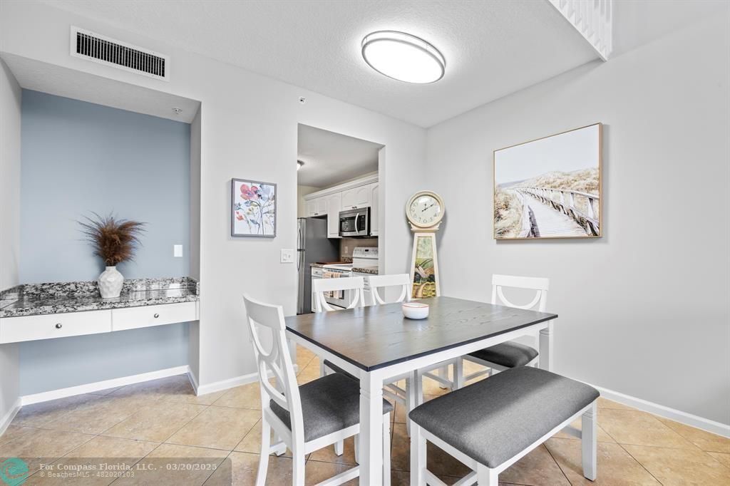 4784 Central Boulevard, Unit 22 Jupiter, FL 33458 - Photo 4 of 18