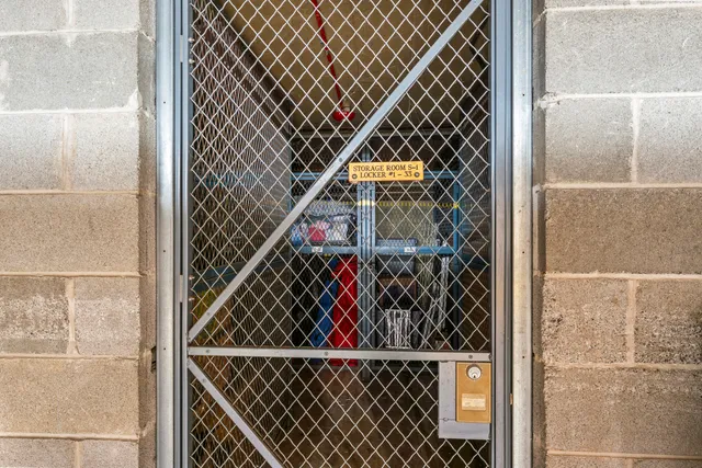 $255,000 | 440 Raintree Court, Unit 1M, Glen Ellyn, IL 60137