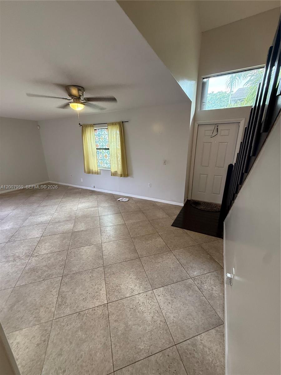 10661 Southwest 113th Place, Unit 94B Miami, FL 33176 - Photo 5 of 54