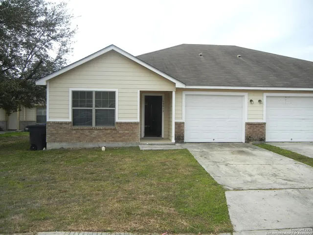 $1,500 | 13015 O'Connor Cove, San Antonio, TX 78233