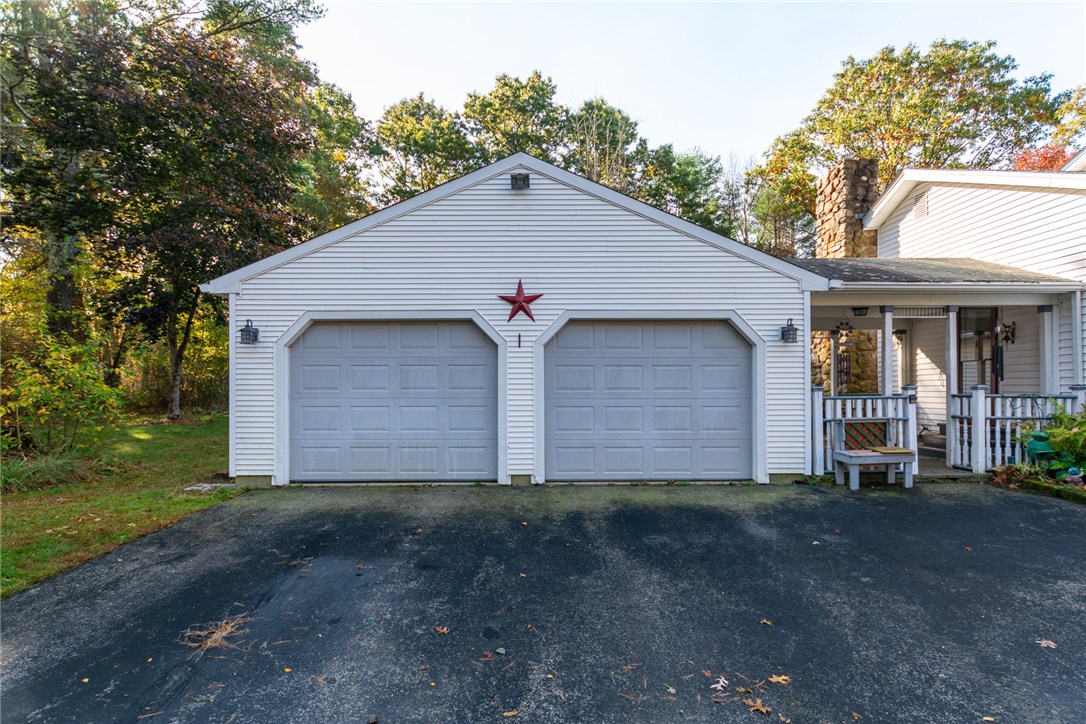 5828 Flat River Road Coventry, RI 02827 - Photo 3 of 42