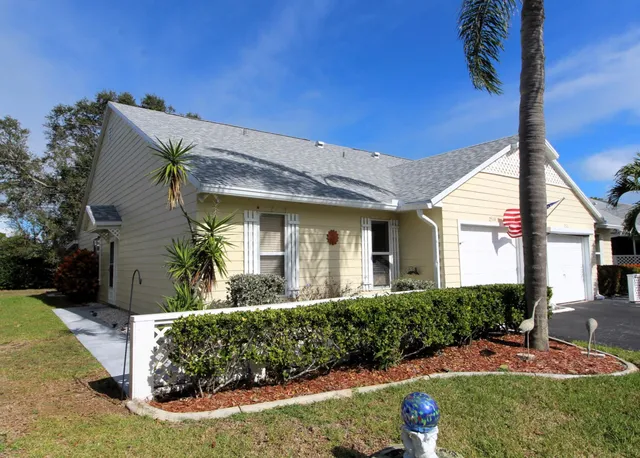 $1,900 | 2519 Southeast Tropical E Circle, Port St. Lucie, FL 34952