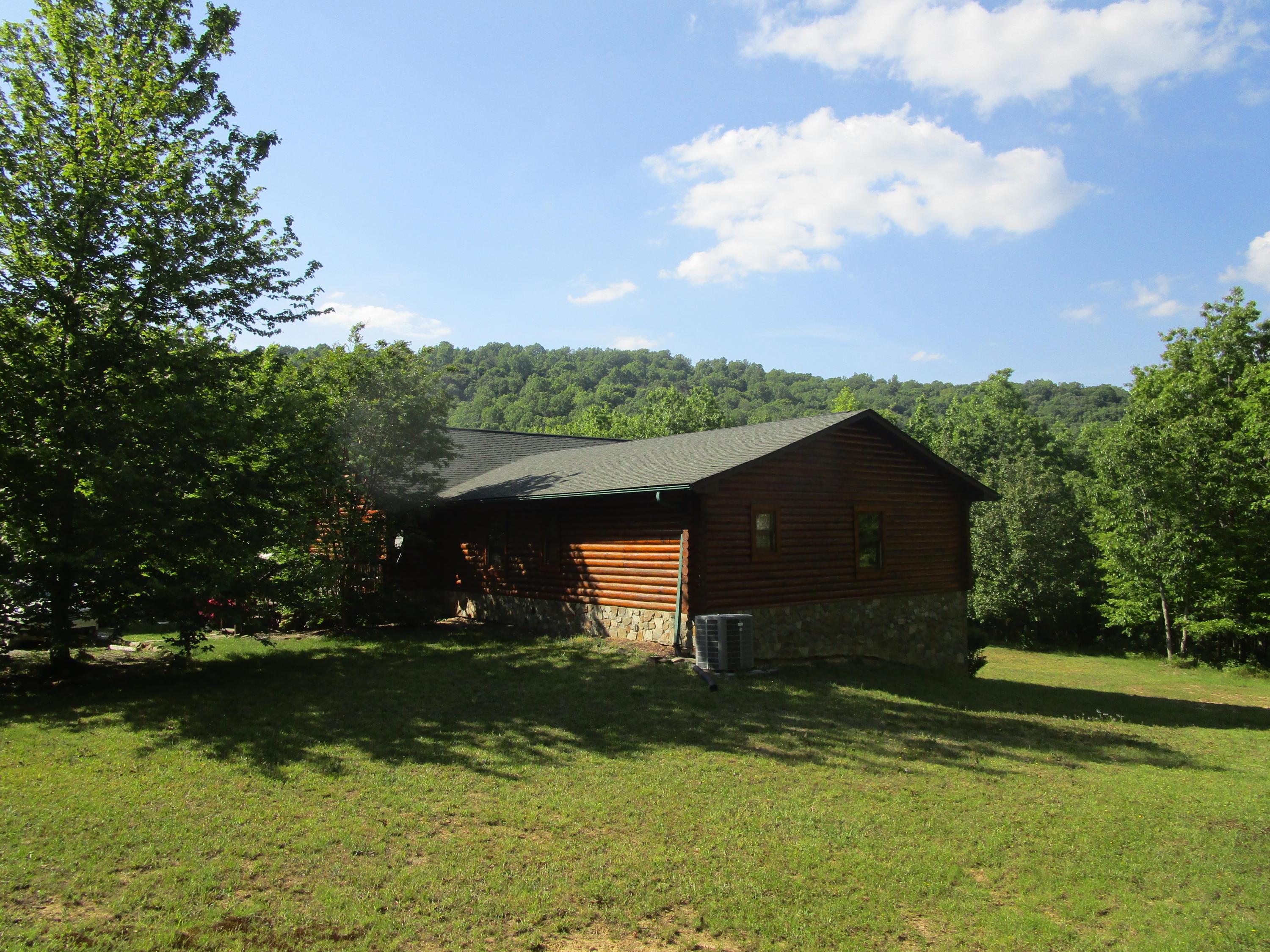 107 Galax Road New Castle, VA 24127 - Photo 4 of 104 IMG_1705