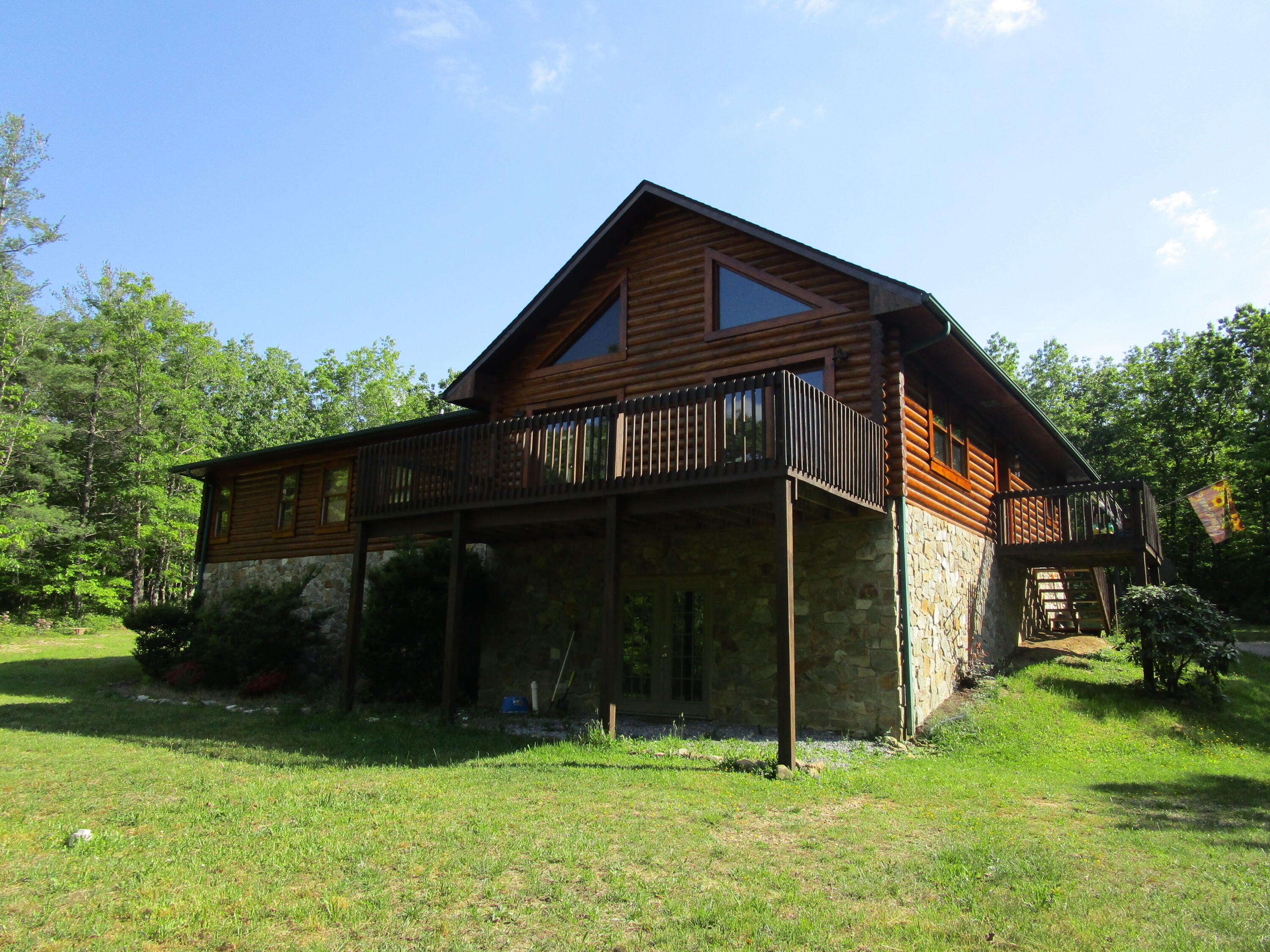 107 Galax Road New Castle, VA 24127 - Photo 8 of 104 IMG_1709