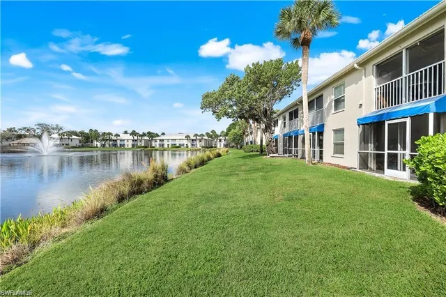 $8,000 | 834 Gulf Pavillion Drive, Unit 204, Naples, FL 34108