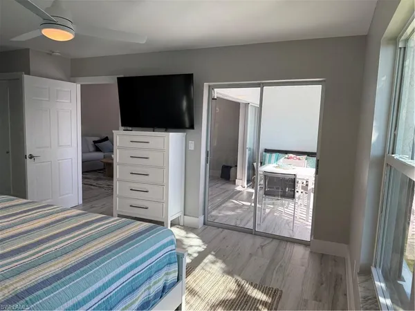 a view of a livingroom with furniture