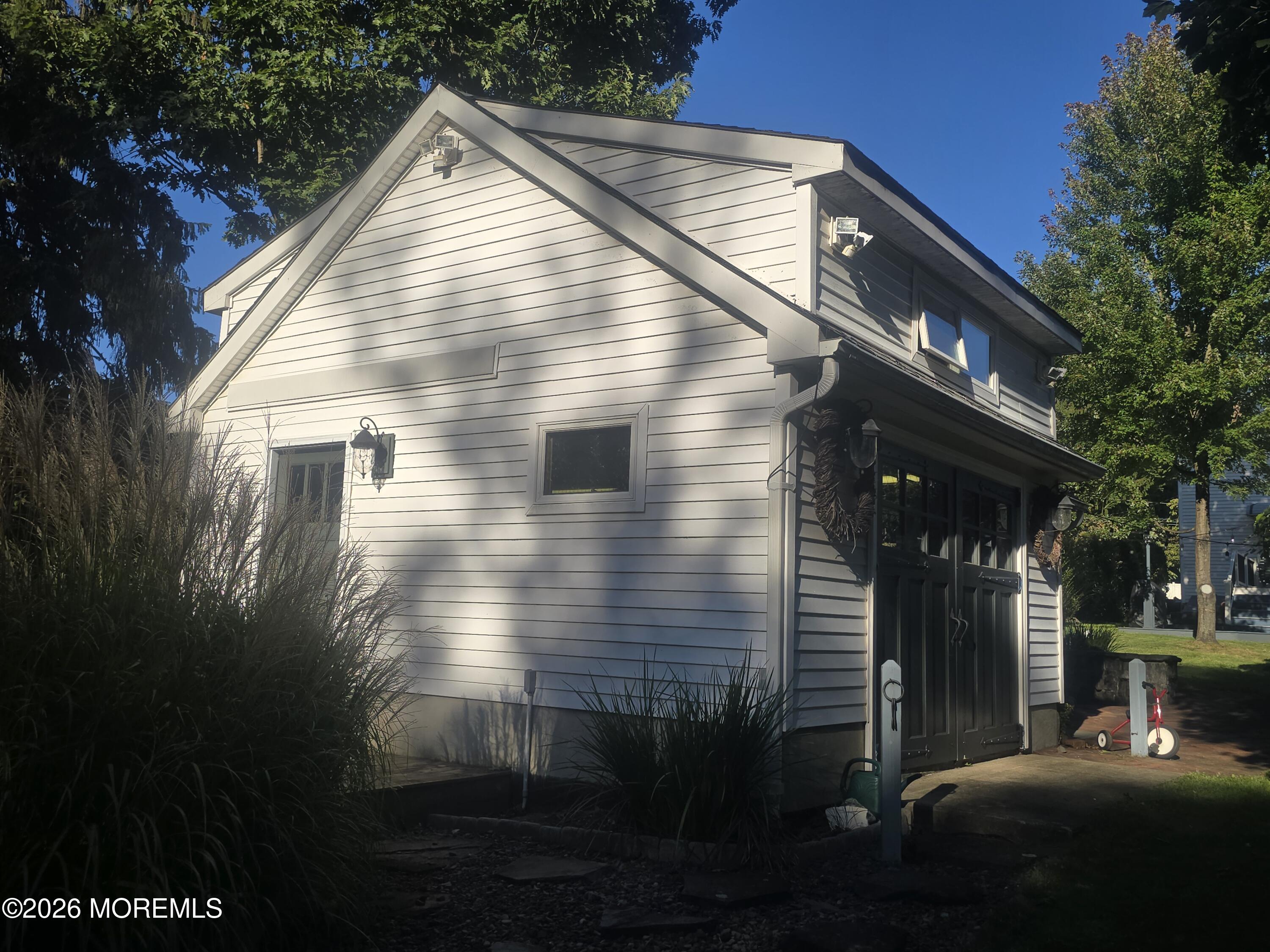 712 Holmdel Road Holmdel, NJ 07733 - Photo 59 of 73 20260915_170015