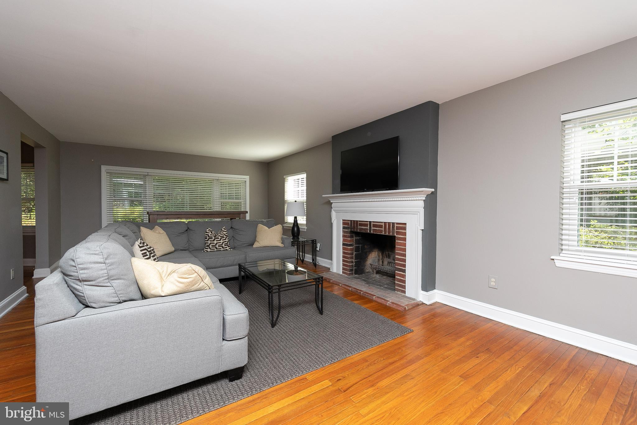 505 Waln Road Glenside, PA 19038 - Photo 4 of 27 Gallery Image 4