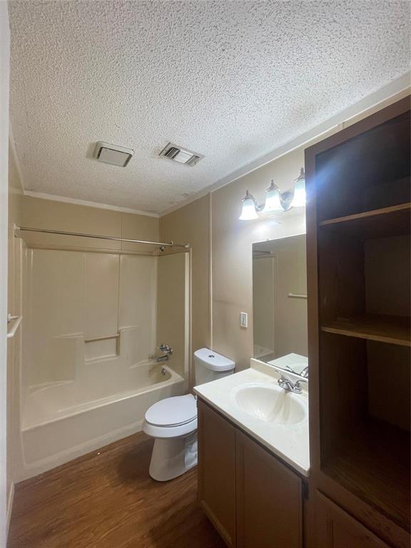 4217 Quail Ridge Court Granbury, TX 76049 - Photo 6 of 7