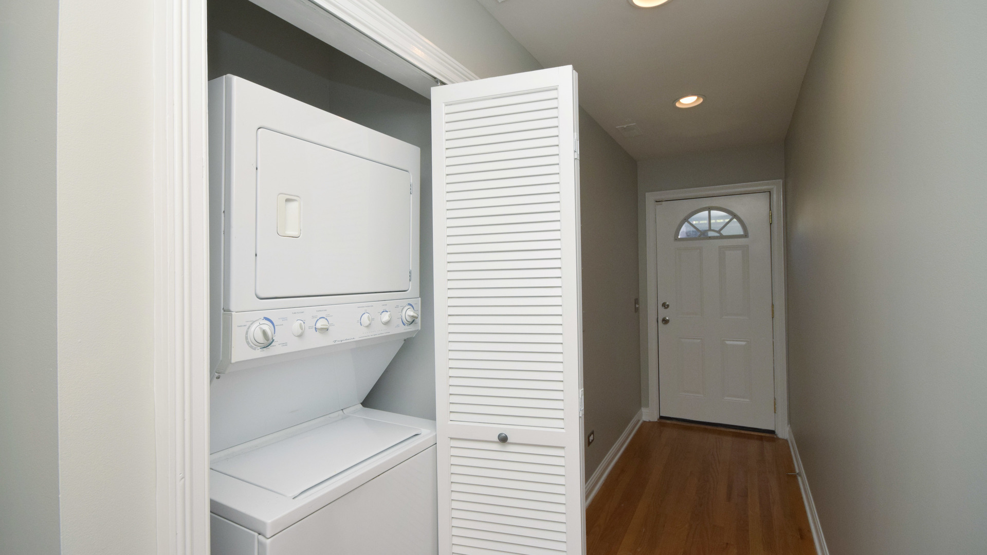 6065 North Ridge Avenue, Unit 2 Chicago, IL 60660 - Photo 14 of 17