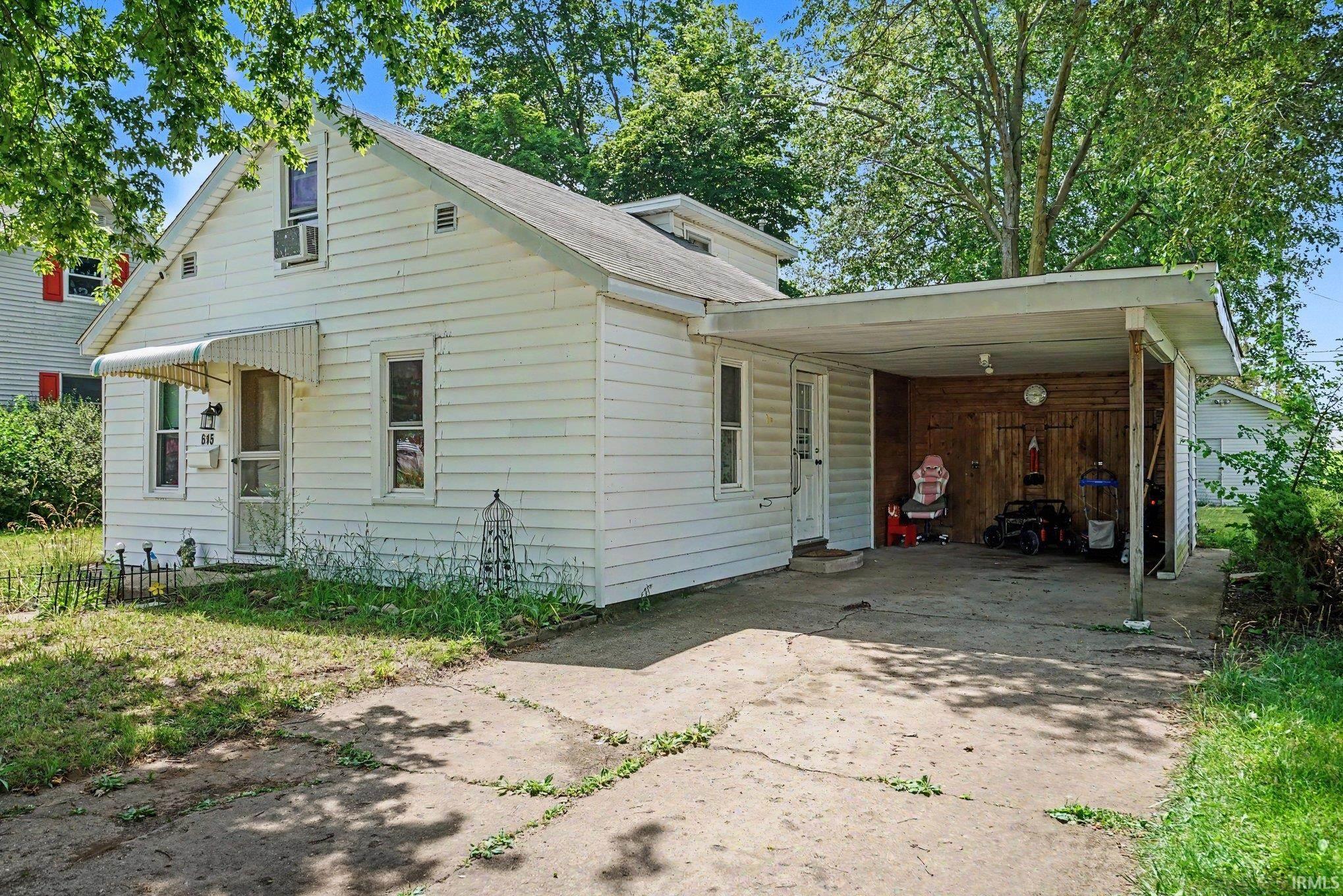 615 North Riverside Boulevard Goshen, IN 46528 - Photo 5 of 18