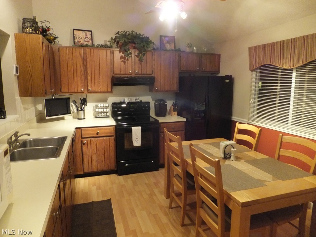 2985 Reeves Road Willoughby, OH 44094 - Photo 6 of 15 Gallery Image 6