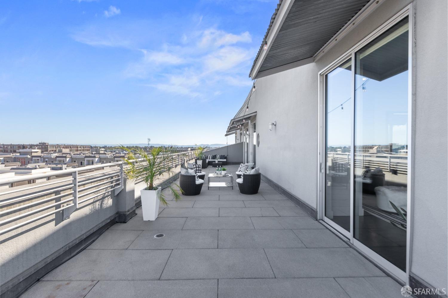 201 4th Street, Unit 606 Oakland, CA 94607 - Photo 23 of 71