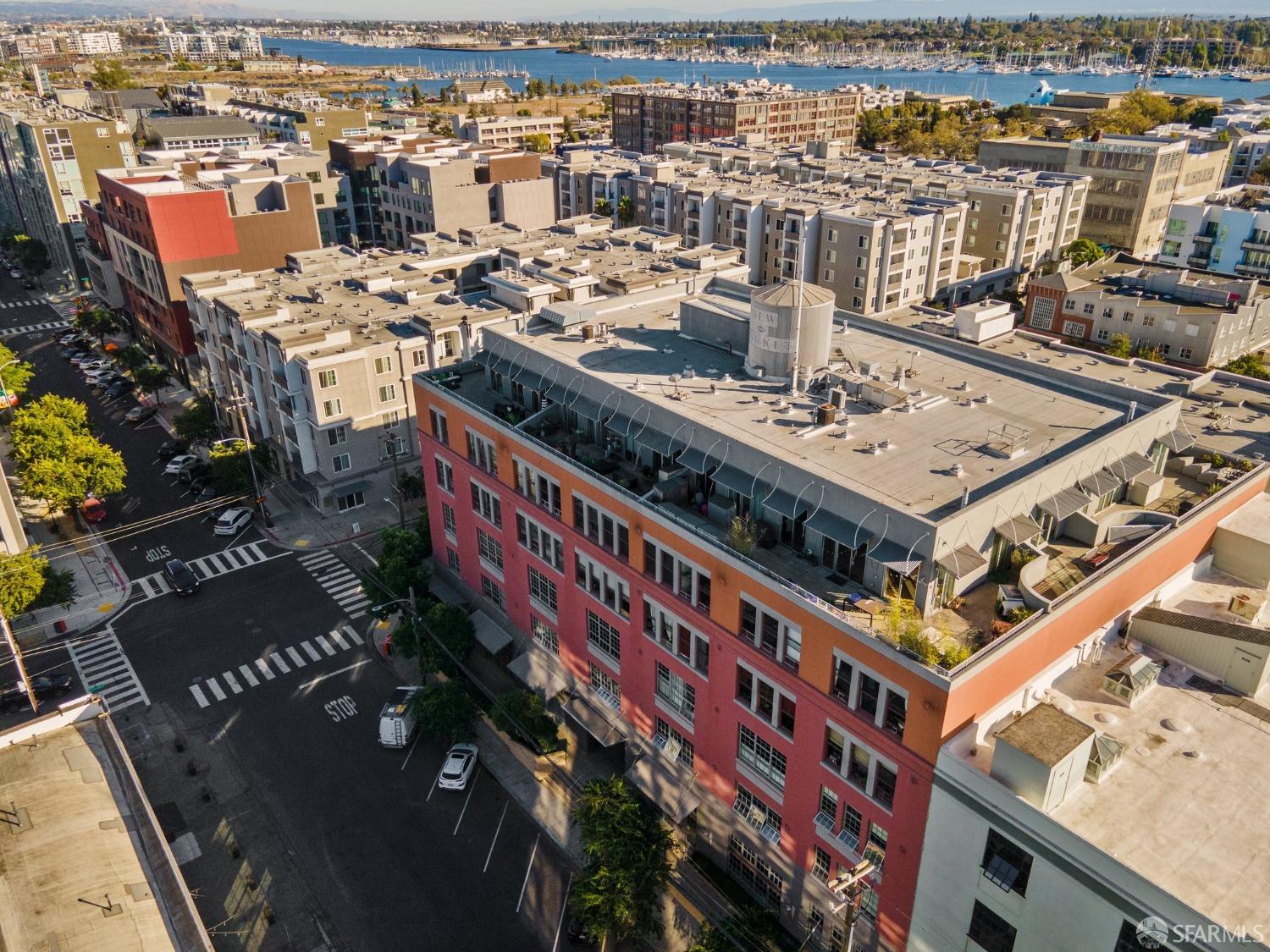 201 4th Street, Unit 606 Oakland, CA 94607 - Photo 62 of 71