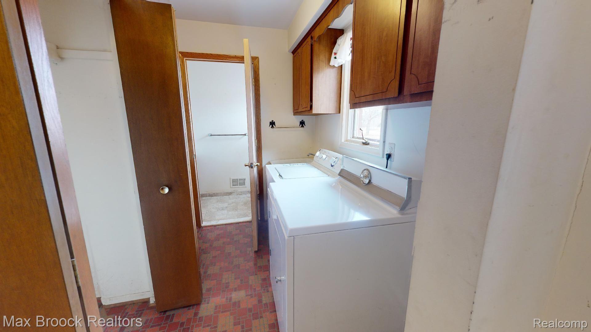 4170 Morgan Road Lake Orion, MI 48359 - Photo 43 of 85 4170-Morgan-03242021_135916.jpg