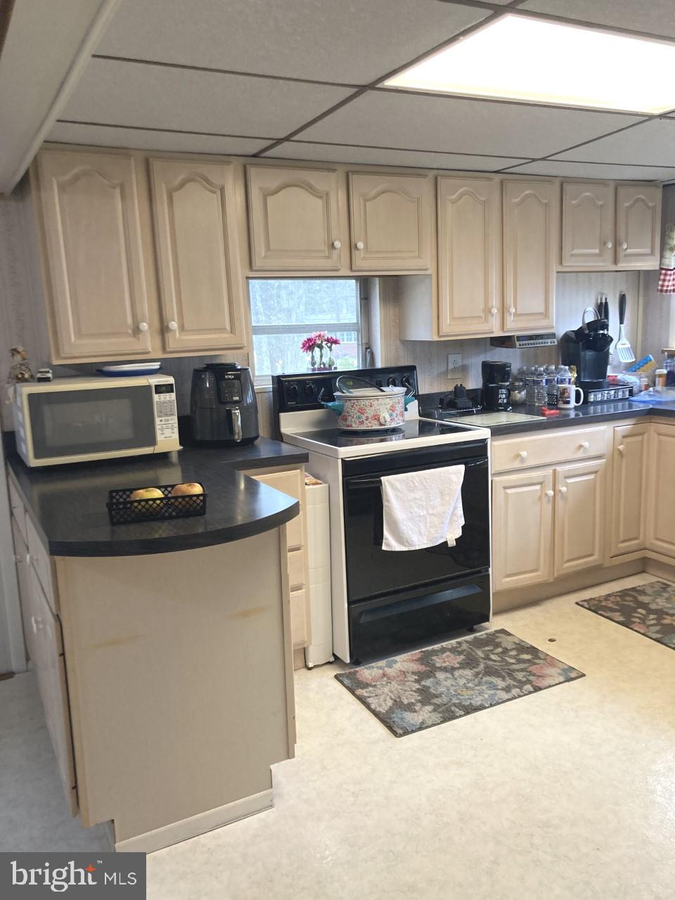 33 Pine Road Gibbsboro, NJ 08026 - Photo 14 of 34 Gallery Image 14