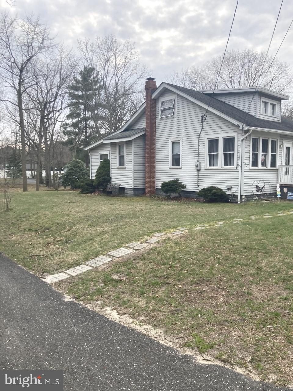 33 Pine Road Gibbsboro, NJ 08026 - Photo 5 of 34 Gallery Image 5