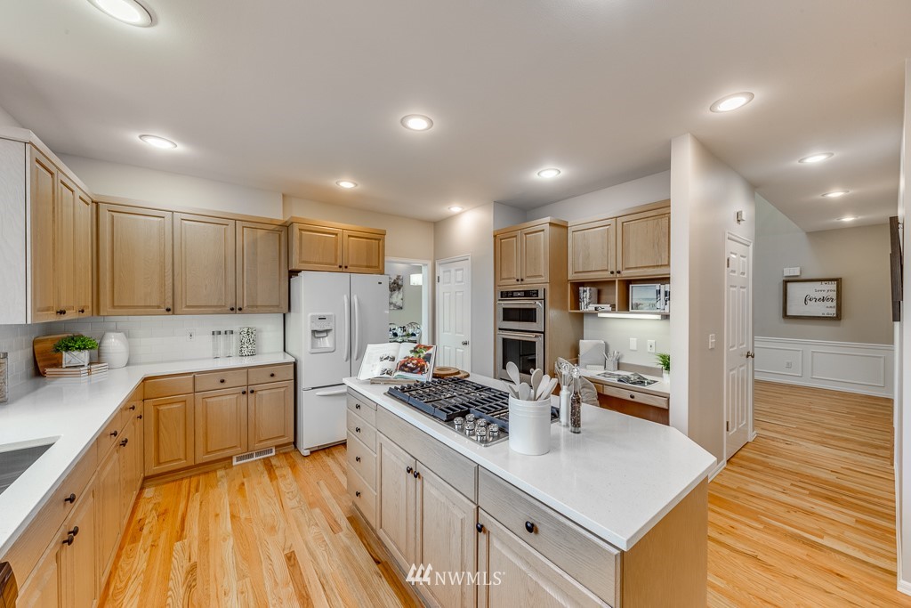 2531 57th Street Southwest Everett, WA 98203 - Photo 14 of 40