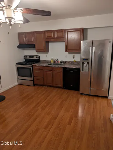 $2,200 | 2 Friebel Road, Albany, NY 12208