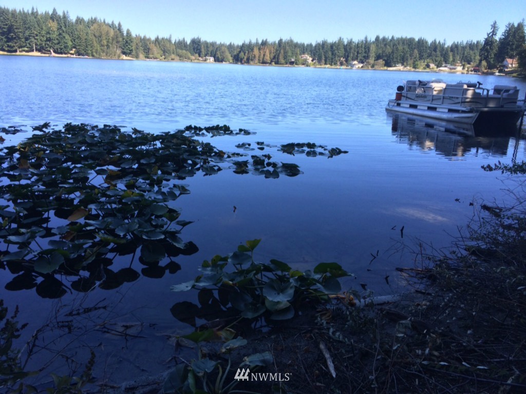 -xxx Deer Lake Road Clinton, WA 98236 - Photo 4 of 6 Gallery Image 4