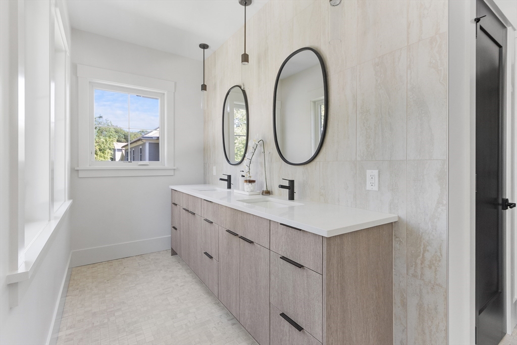 362 Hillcrest Road Needham, MA 02492 - Photo 24 of 42