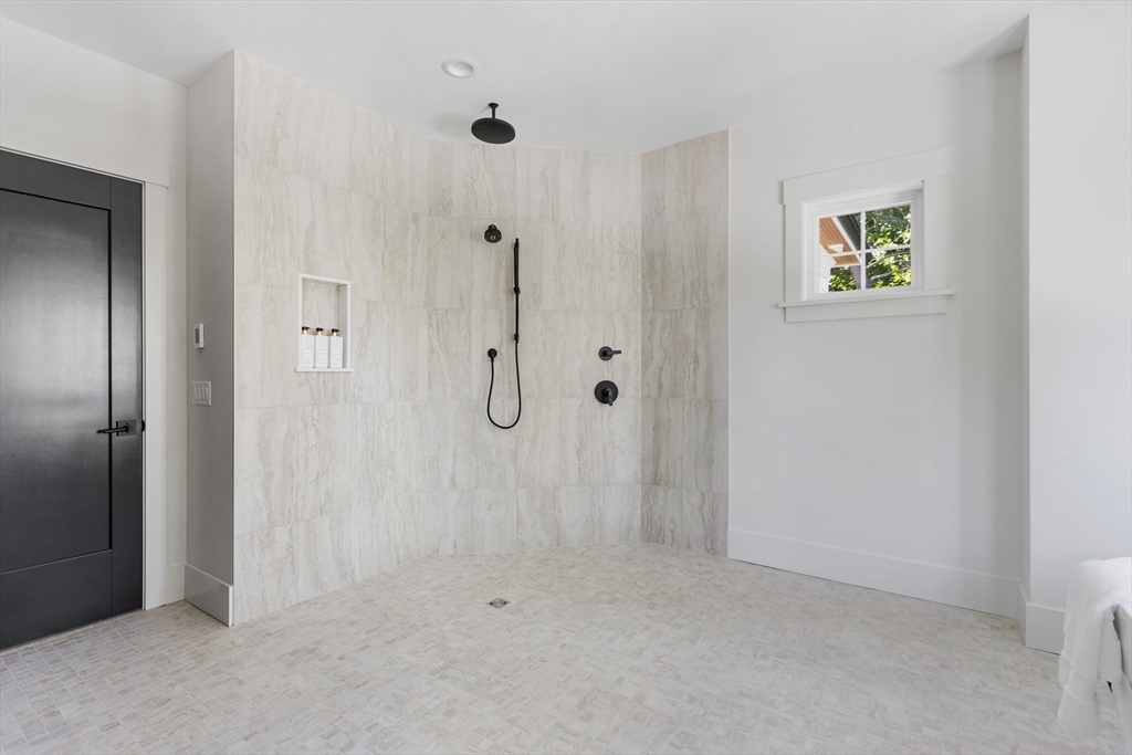 362 Hillcrest Road Needham, MA 02492 - Photo 26 of 42