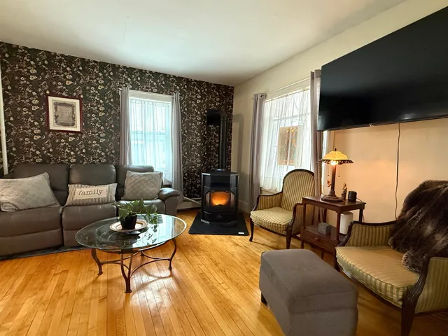 $389,000 | 14 Summer Street, Sanford, ME 04073