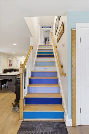 $3,850 | 72 Seascape Avenue, Middletown, RI 02842