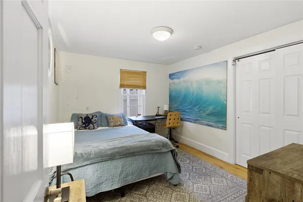 $3,850 | 72 Seascape Avenue, Middletown, RI 02842