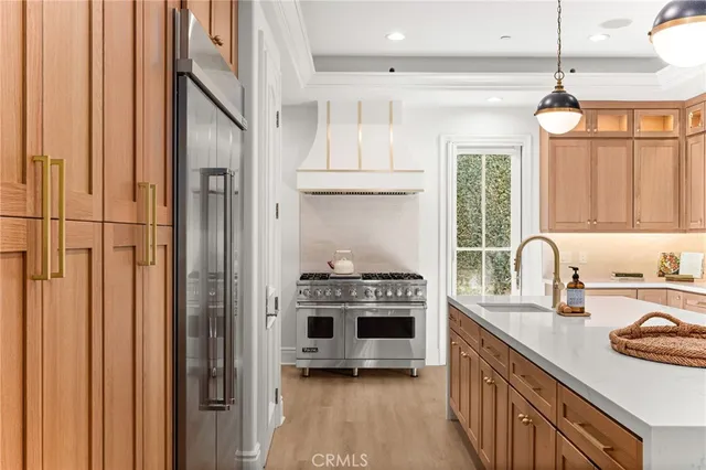 a bathroom with 2 sink and a mirror