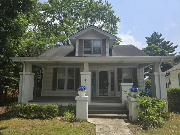 $1,400 | 614 North Military Avenue, Lawrenceburg, TN 38464