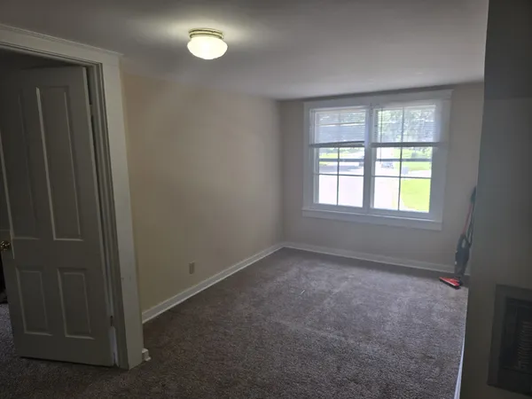 $1,400 | 614 North Military Avenue, Lawrenceburg, TN 38464