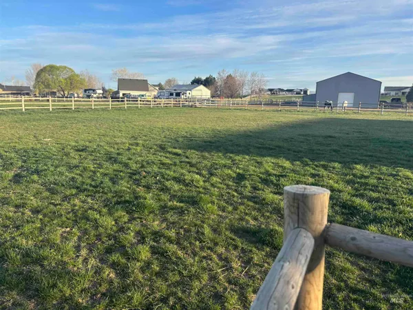 $969,000 | 2675 Kings Way Drive, Homedale, ID 83628