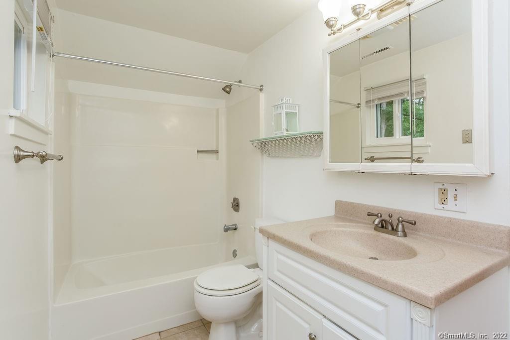 5 Edgewood Circle, Unit 5 Avon, CT 06001 - Photo 13 of 21