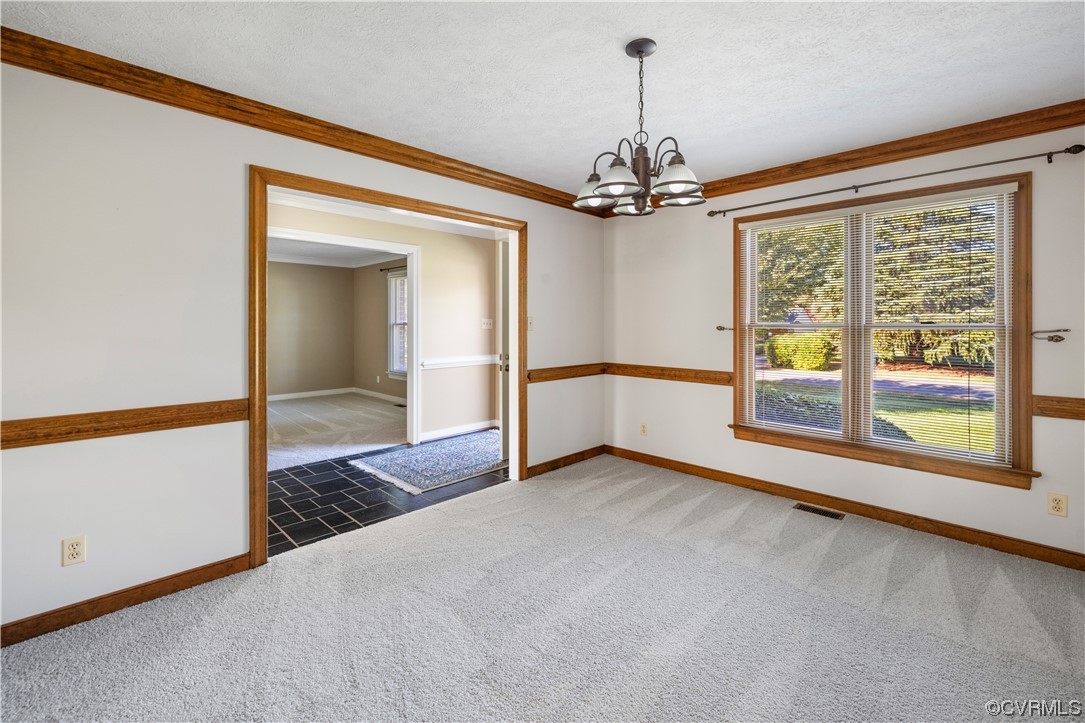 8217 Brookfield Road Richmond, VA 23227 - Photo 7 of 32 Gallery Image 7
