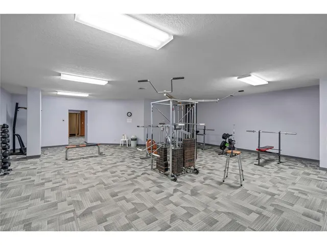 $175,000 | 311 Pleasant Avenue, Unit 301, St. Paul, MN 55102