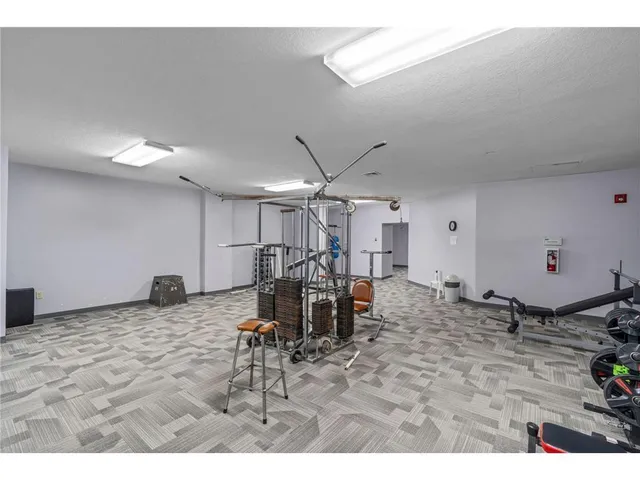 $175,000 | 311 Pleasant Avenue, Unit 301, St. Paul, MN 55102