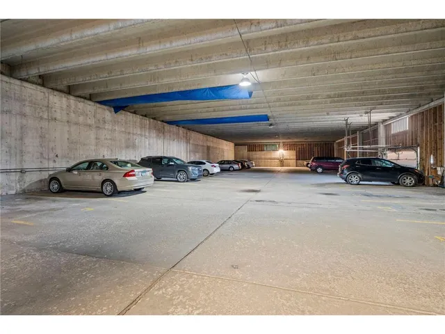 $175,000 | 311 Pleasant Avenue, Unit 301, St. Paul, MN 55102