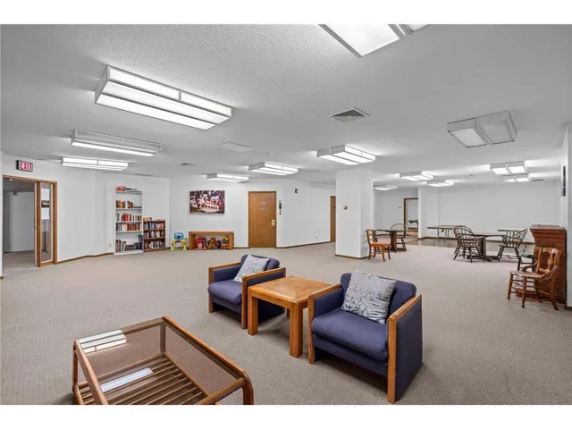 $175,000 | 311 Pleasant Avenue, Unit 301, St. Paul, MN 55102